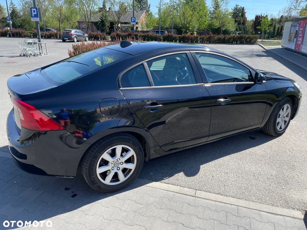 Volvo S60 - 2