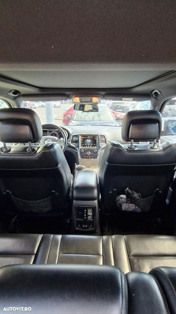 Jeep Grand Cherokee - 6