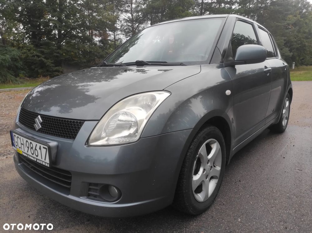 Suzuki Swift - 1