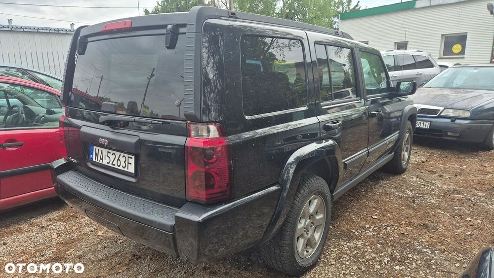 Jeep Commander - 3