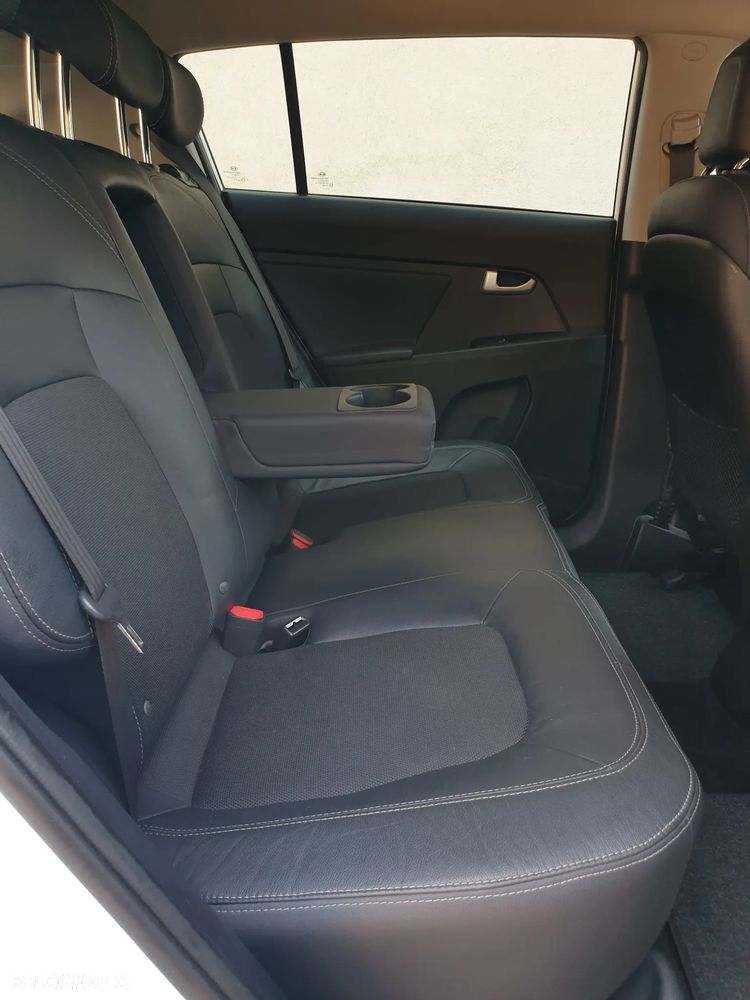 Kia Sportage 1.6 GDI Business Line L 2WD - 34