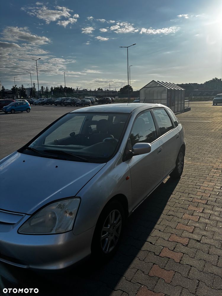 Honda Civic 1.6i ES - 3