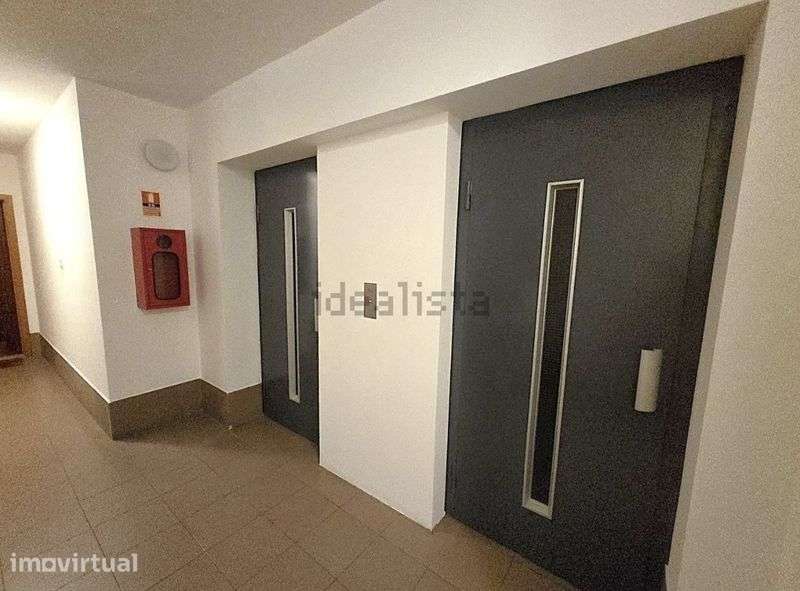 Arrenda-se Apartamento - Grande imagem: 5/10