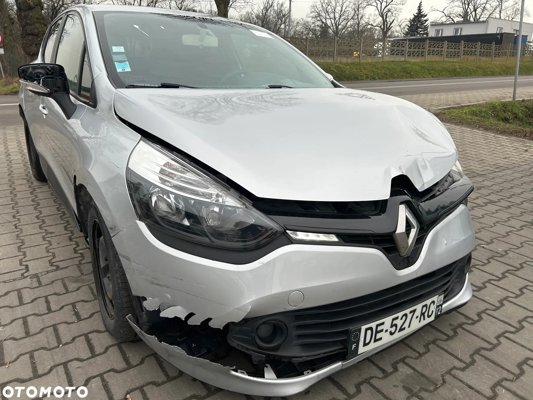 Renault Clio - 2