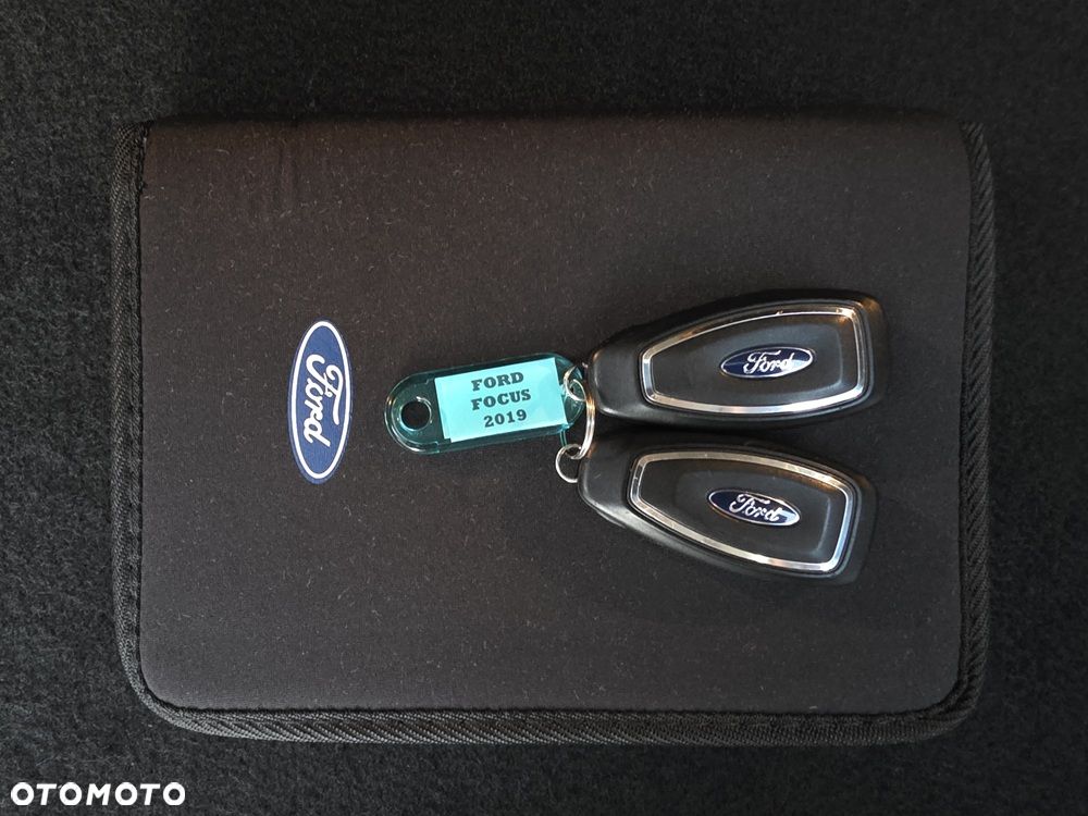 Ford Focus 1.5 EcoBlue Start-Stopp-System COOL&CONNECT DESIGN - 30