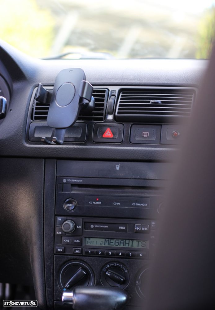 VW Golf 1.9 TDi 25 Anos Aut. - 3