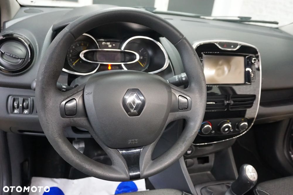 Renault Clio 1.2 16V 75 Expression - 23