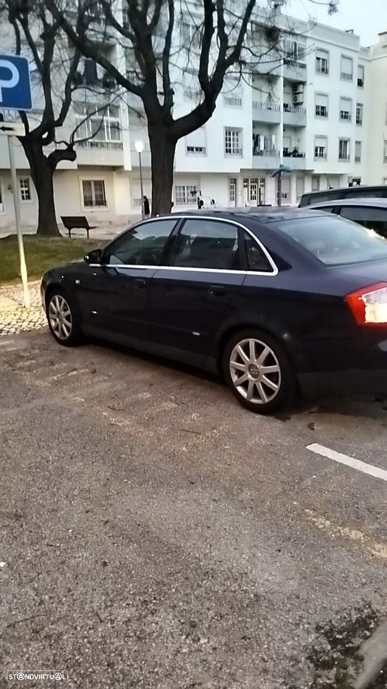 Audi A4 1.9 TDI m6 S-Line - 2