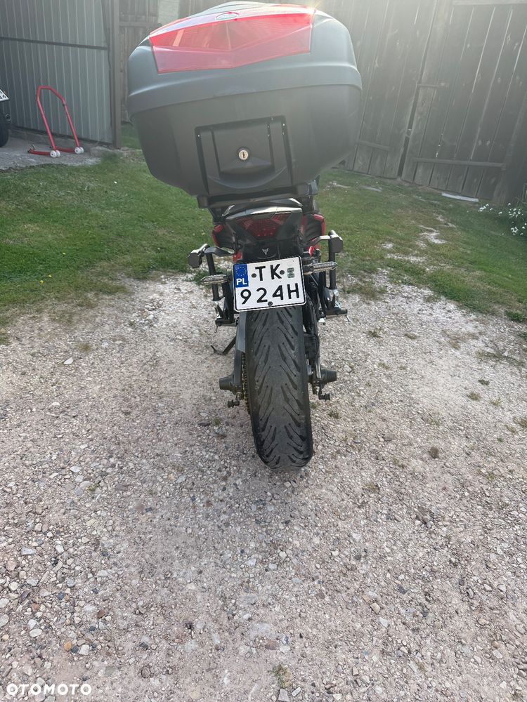 Yamaha MT - 5