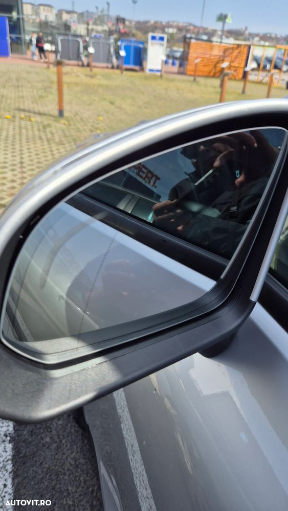 Volvo XC 40 D4 AWD Momentum Pro - 18