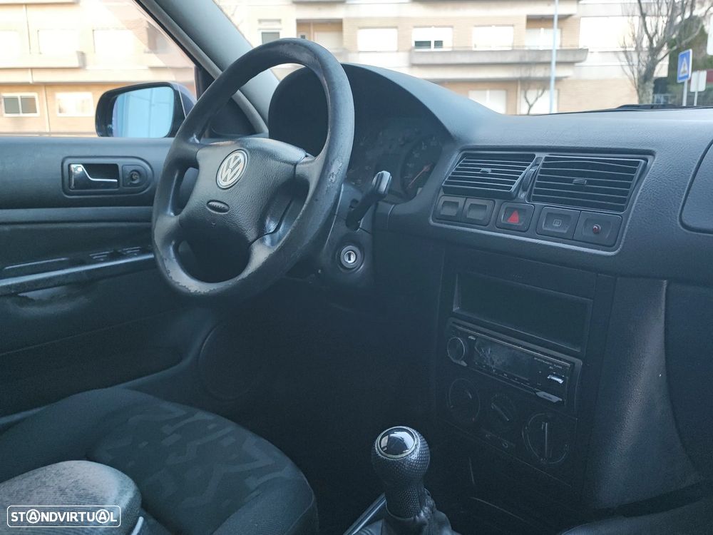 VW Golf 1.4i Confortline JE - 22