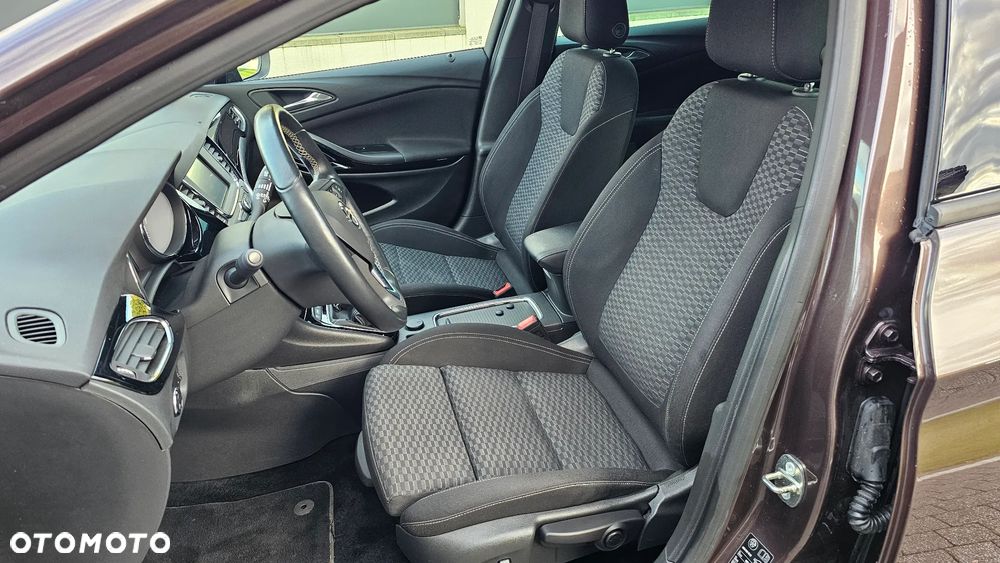 Opel Astra 1.6 BiTrb D (CDTI) Start/Stop Sports Tourer Business - 10