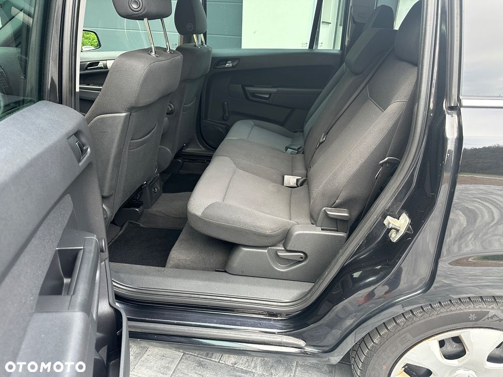 Opel Zafira 1.8 Cosmo EU5 - 30