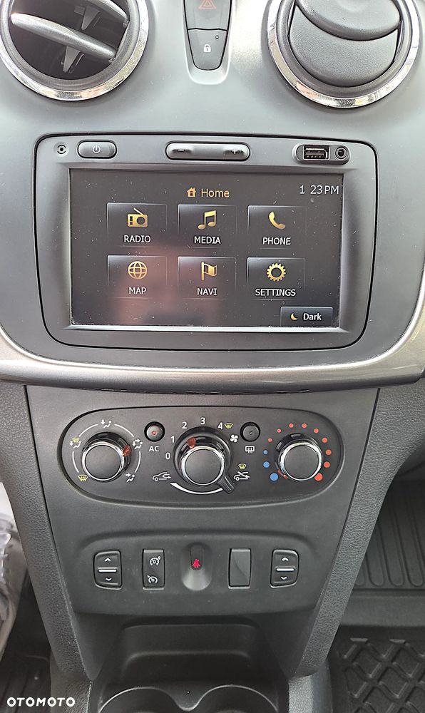Dacia Sandero Stepway 0.9 TCe Laureate - 16
