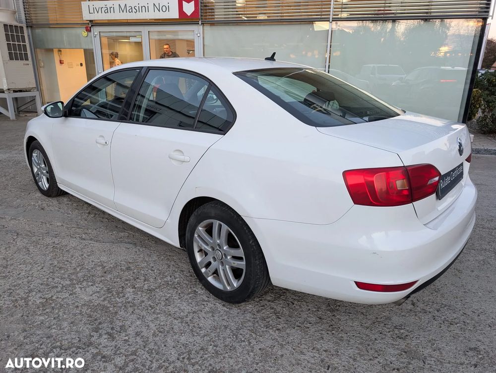 Volkswagen Jetta 1.2 TSI Trendline - 3
