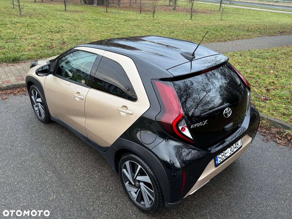 Toyota Aygo x-clusiv - 3