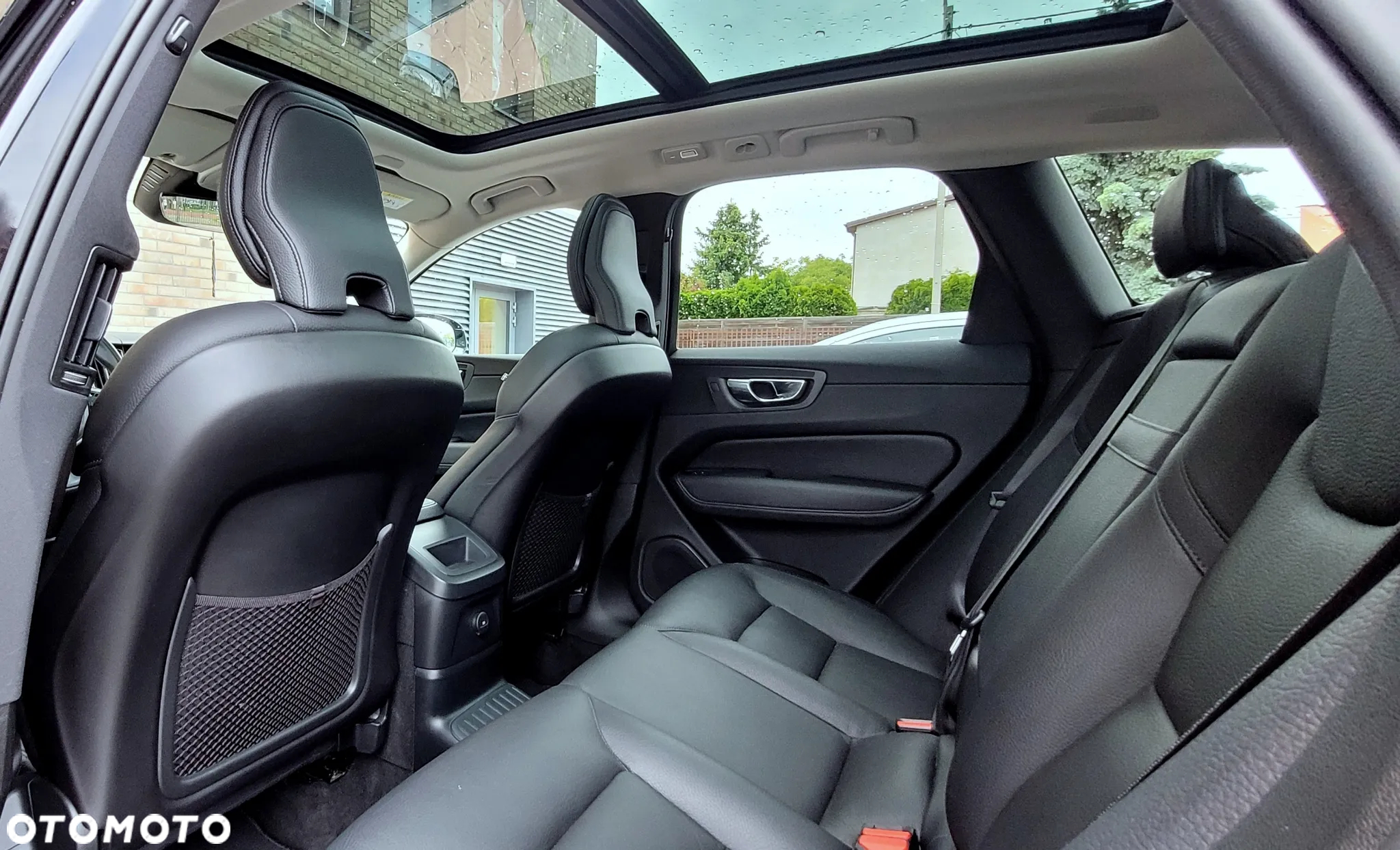 Volvo XC 60 T6 AWD Plug-In Hybrid Inscription - 10