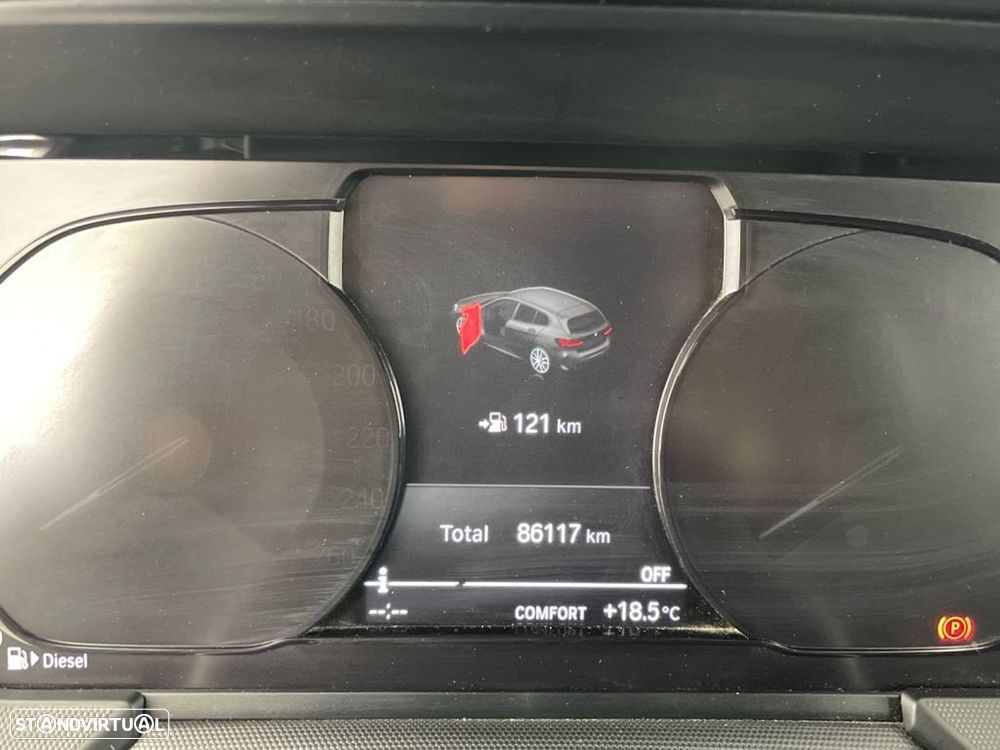 BMW 116 d Pack Desportivo M - 9