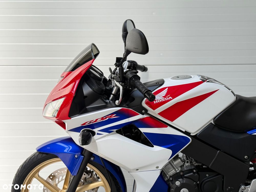 Honda CBR - 23