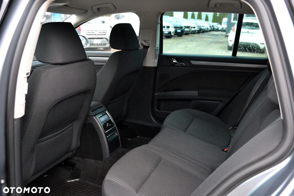 Skoda Superb 2.0 TDI Ambition - 11