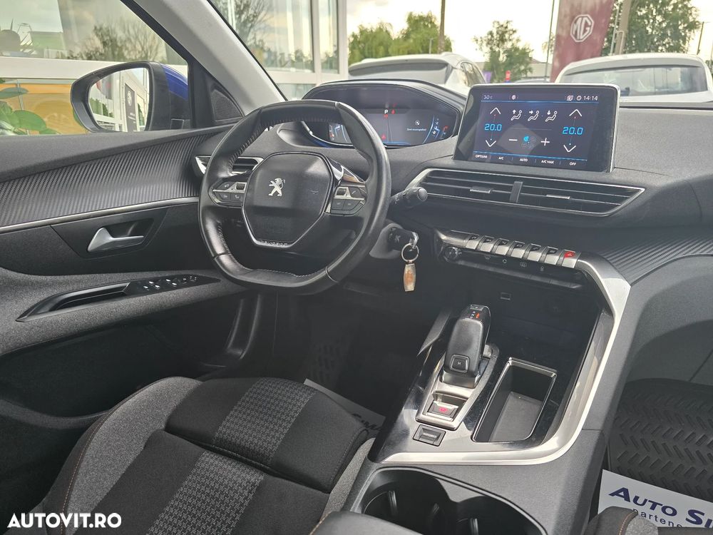 Peugeot 3008 - 18