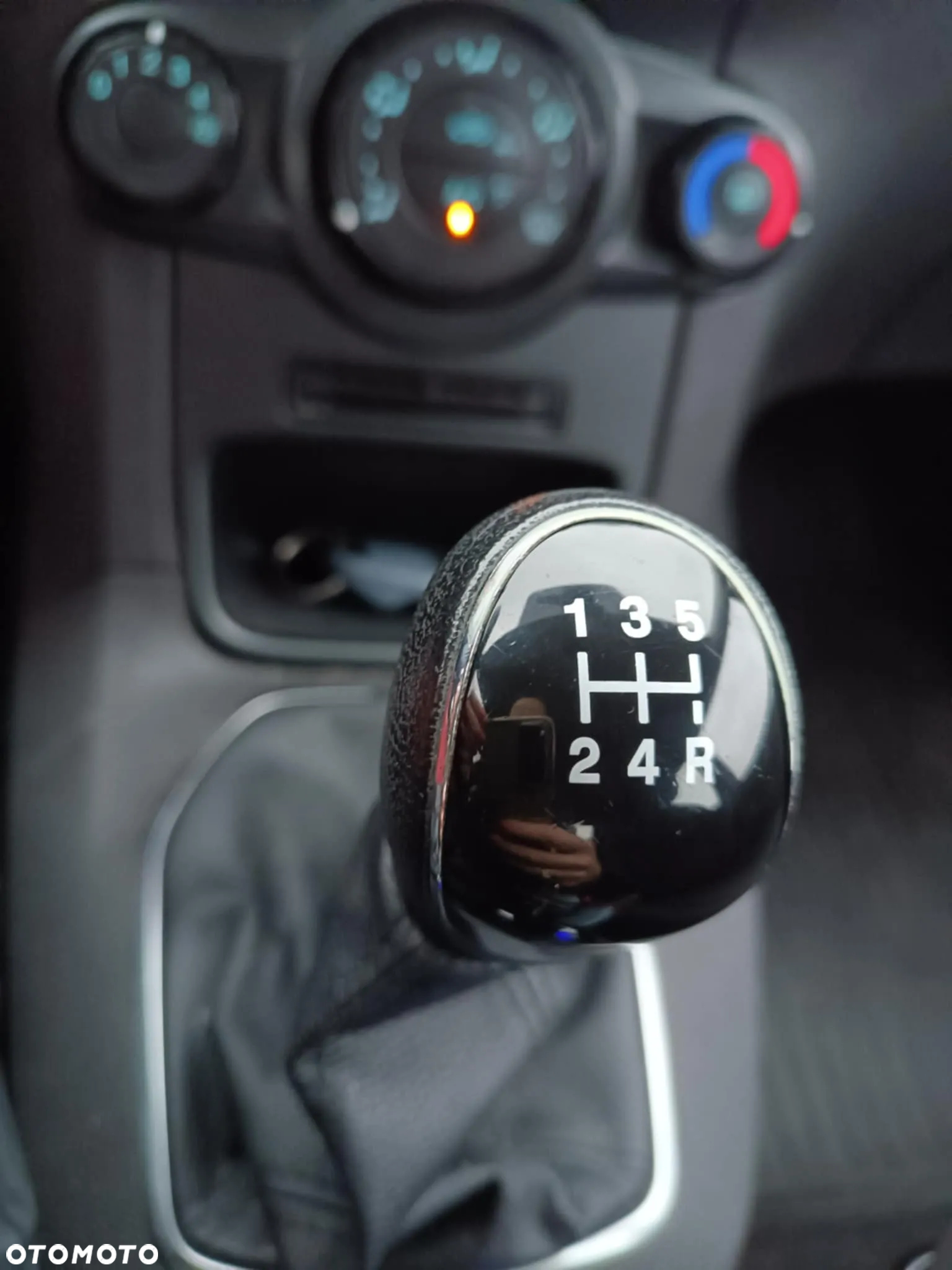 Ford Fiesta - 12