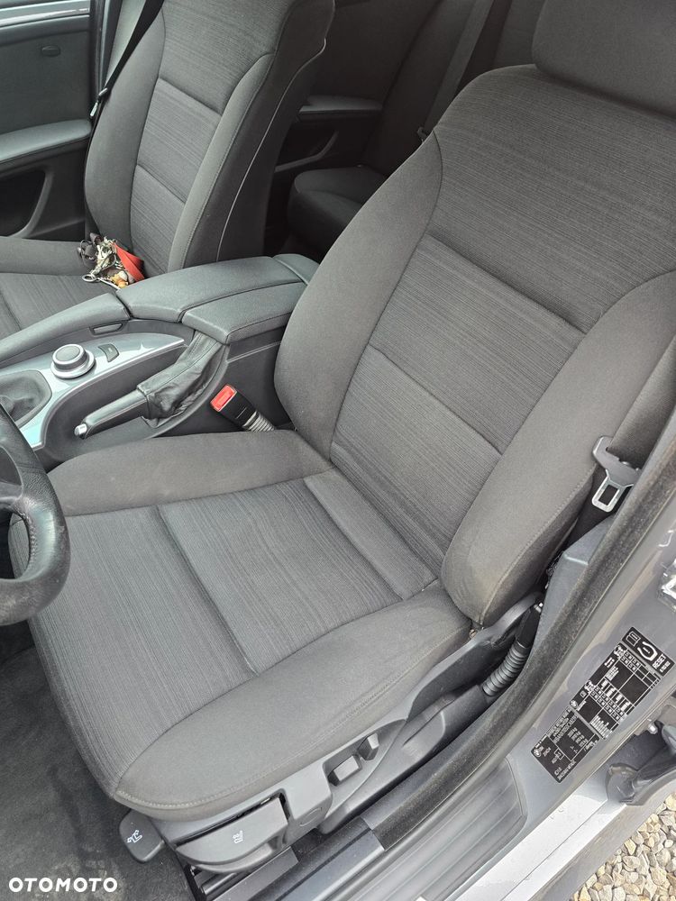 BMW Seria 5 520d Special Edition - 29