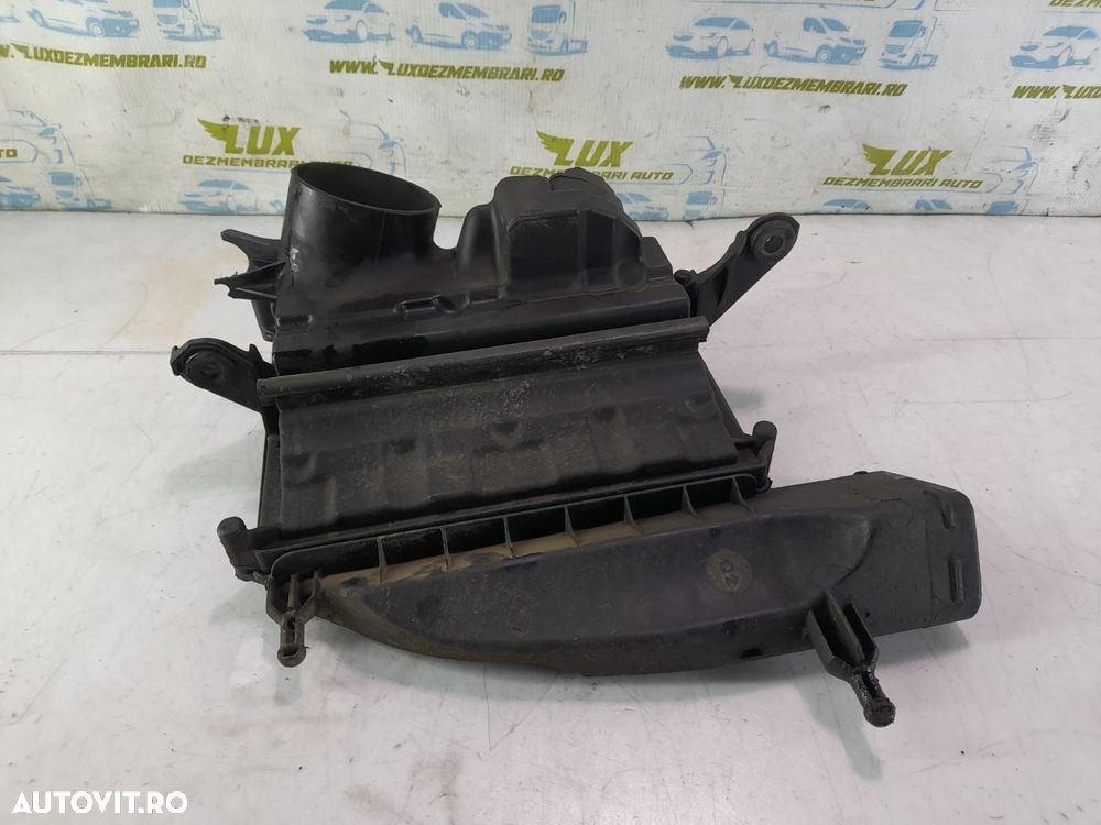 Carcasa filtru aer stanga A6420940304 3.0 cdi om642.950 Mercedes-Benz - 2