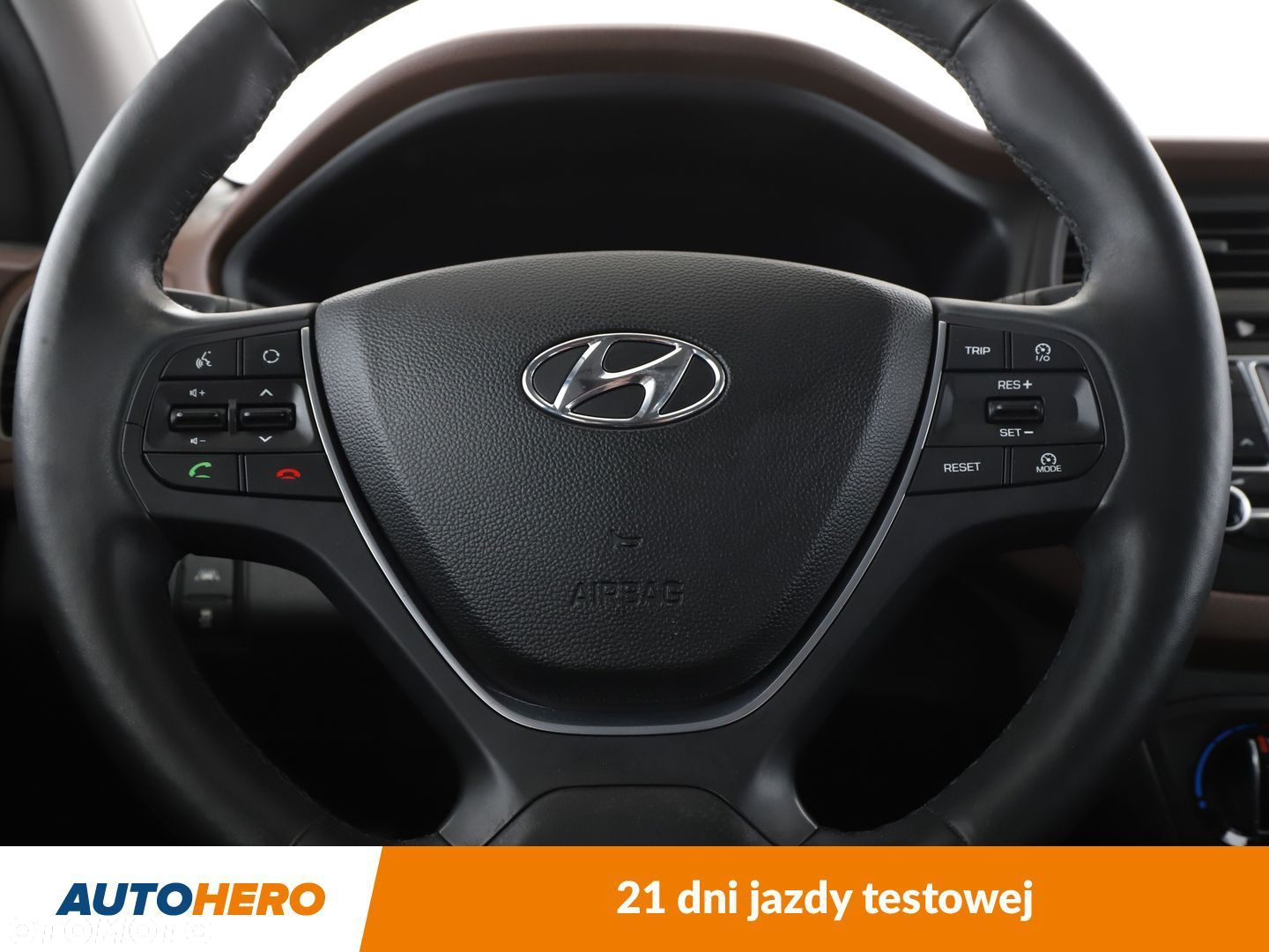 Hyundai i20 - 18
