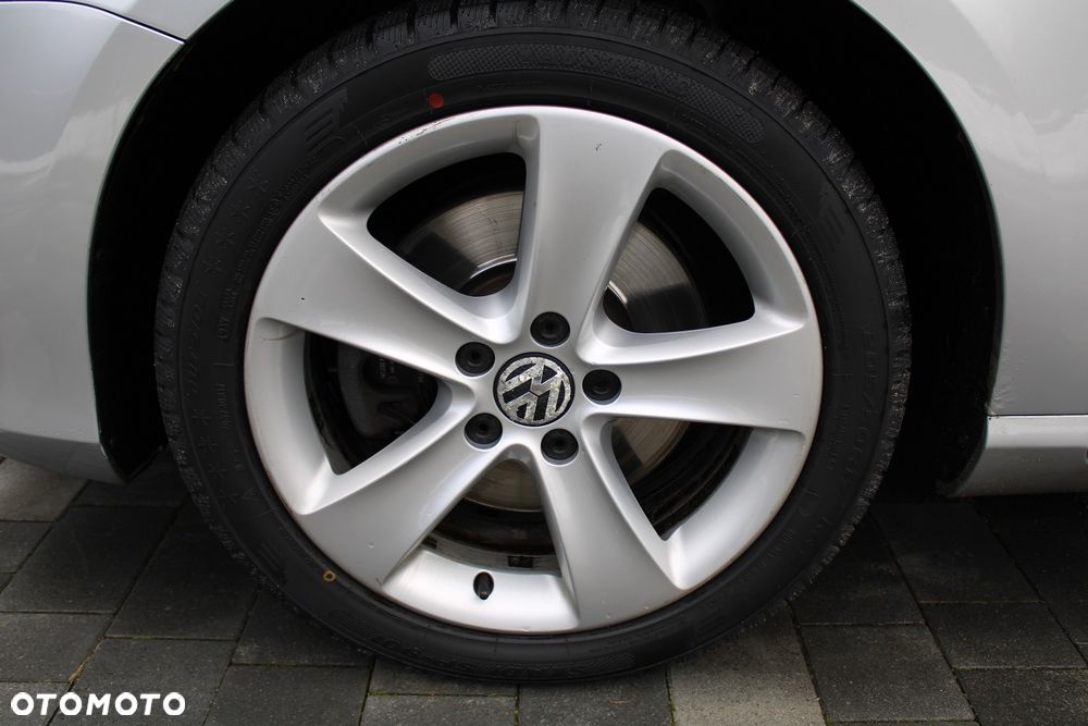 Volkswagen Passat 2.0 TDI BlueMotion Technology Comfortline - 26