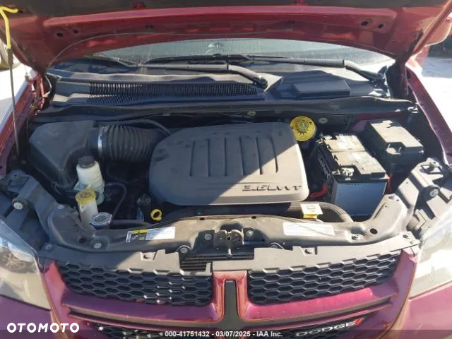 Dodge Grand Caravan - 14