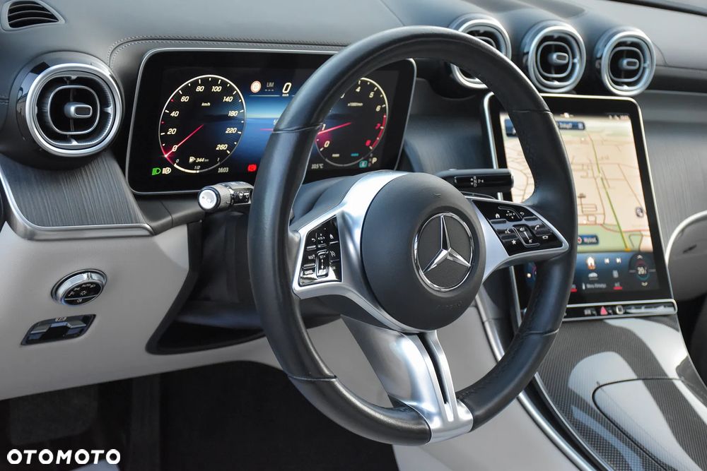 Mercedes-Benz GLC 200 4Matic 9G-TRONIC Avantgarde Advanced - 23