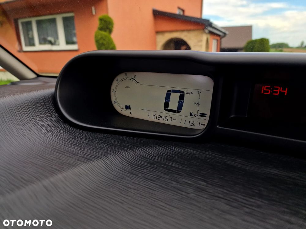 Citroën C3 Picasso 1.6i Exclusive - 21
