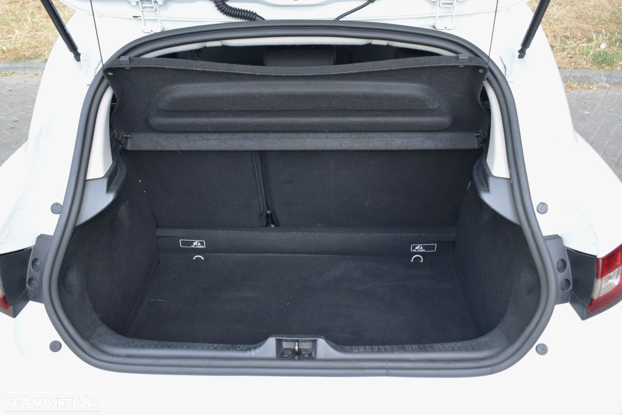 Renault Clio 1.2 Zen - 28