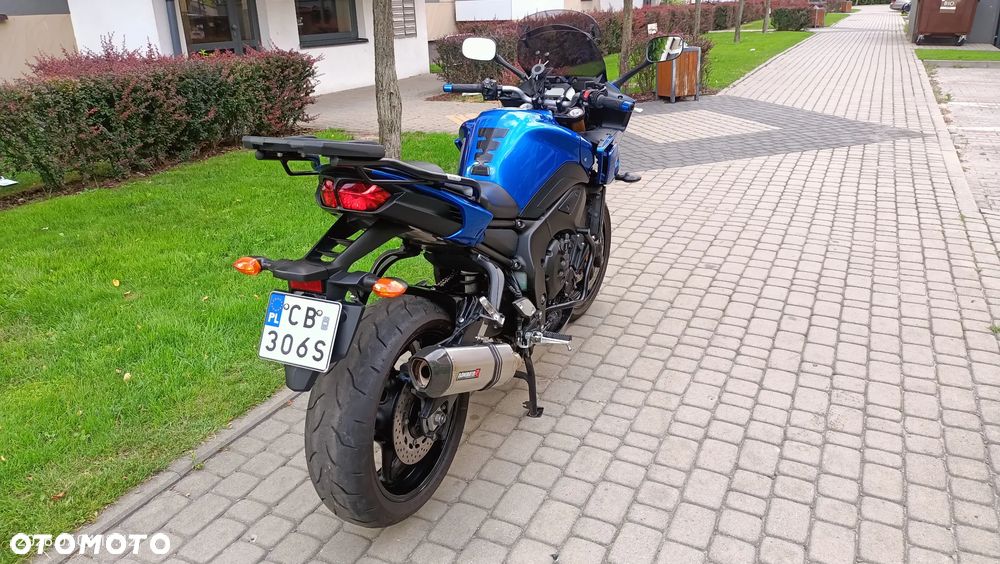 Yamaha FZ8 - 14