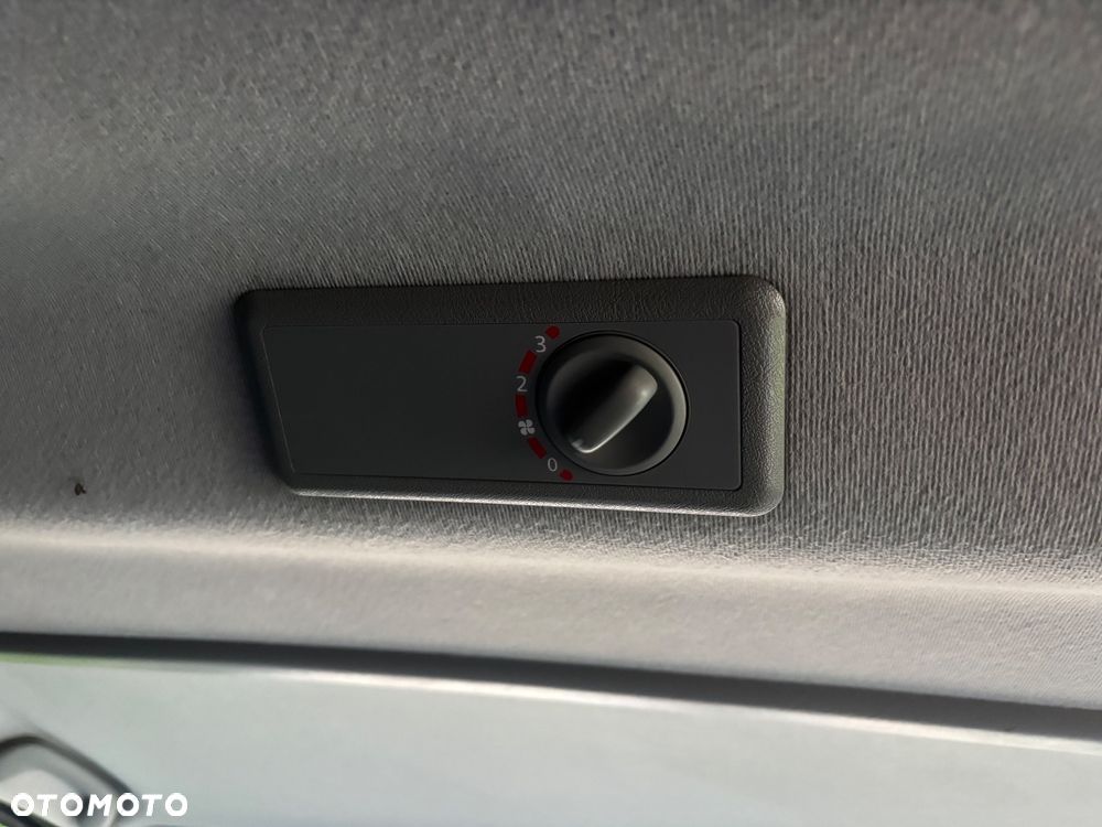 Opel Vivaro L2H1 2.9t - 16