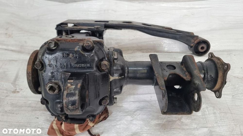 MOST PRZEDNI DYFER NISSAN TERRANO II (R20) 2.4 38511G23007 - 5