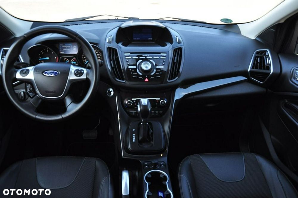 Ford Kuga - 32