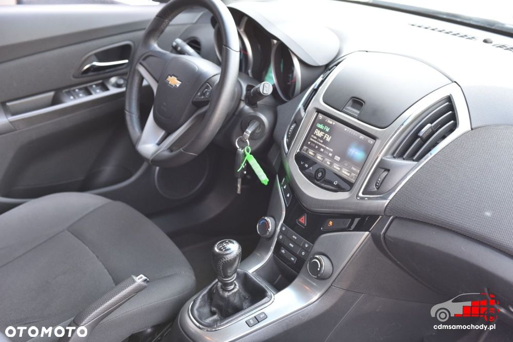 Chevrolet Cruze - 24