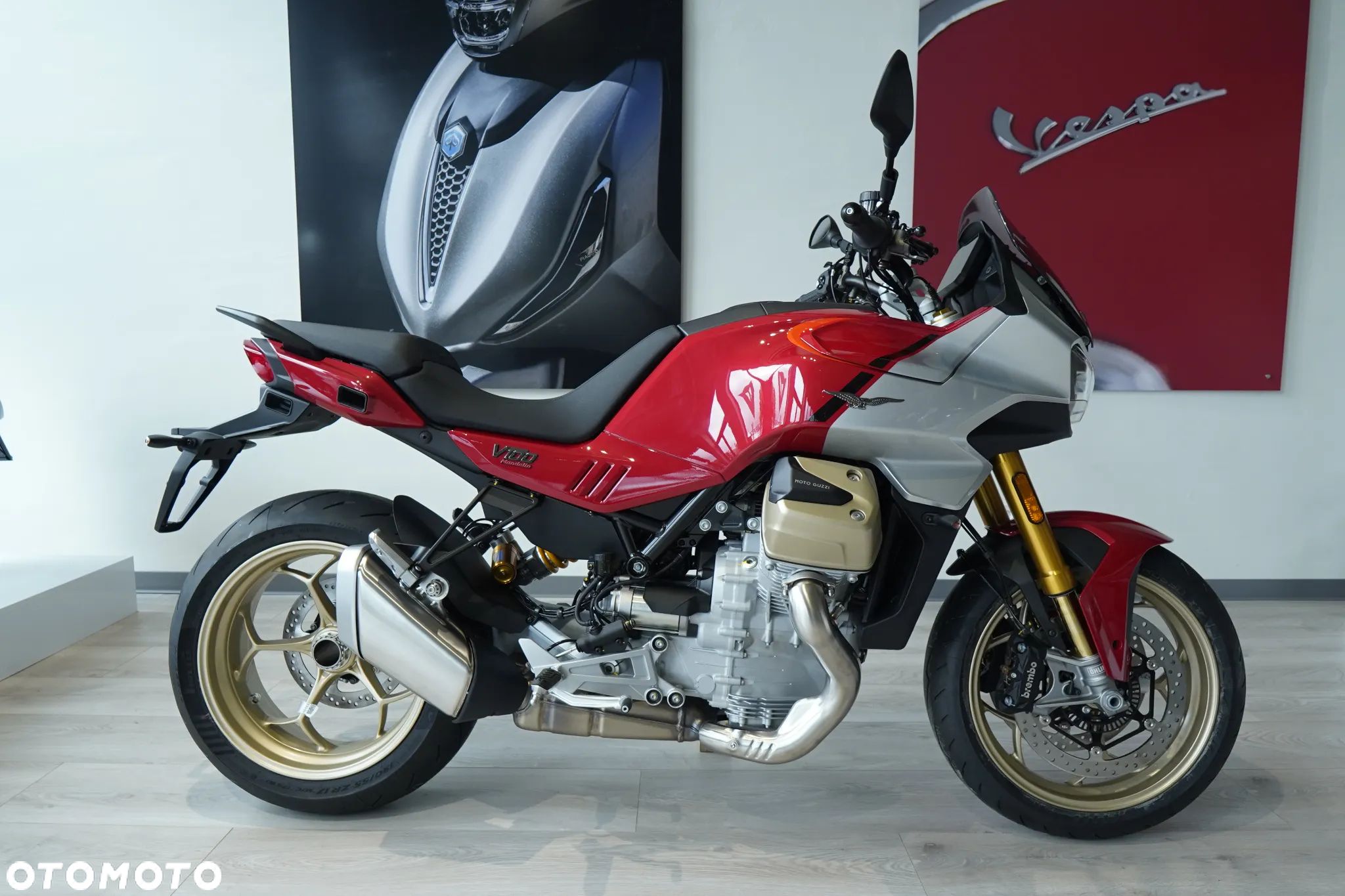 Moto Guzzi V100 Mandello - 1