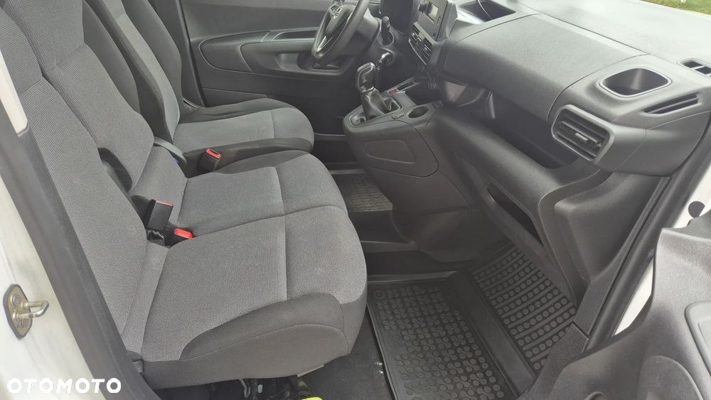 Opel Combo - 25