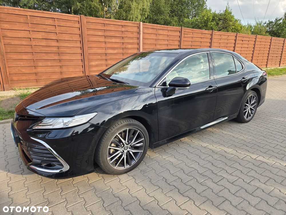 Toyota Camry 2.5 Hybrid Executive CVT - 1