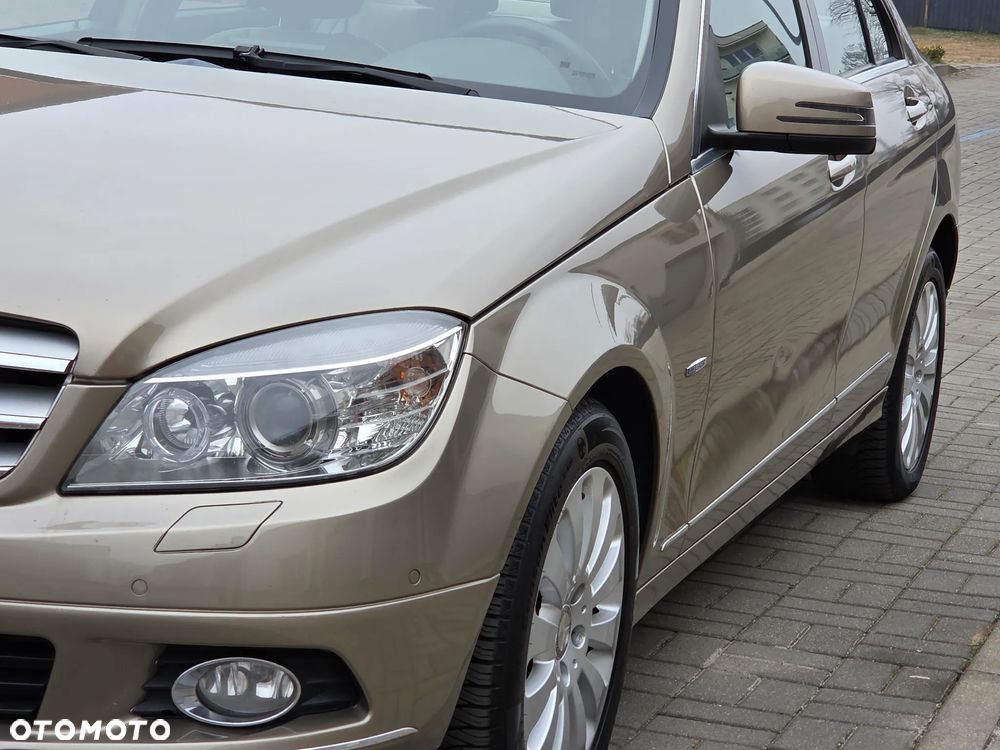 Mercedes-Benz Klasa C 250 CDI DPF BlueEFFICIENCY - 10