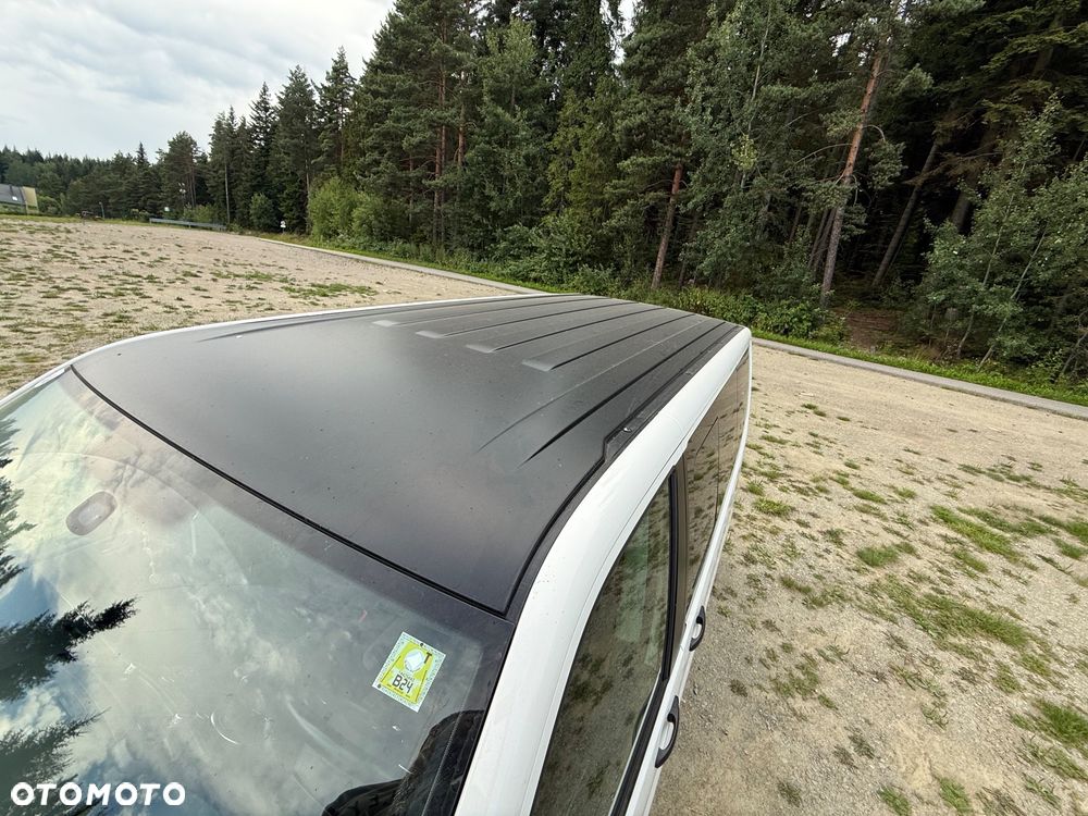 Volkswagen Multivan - 9