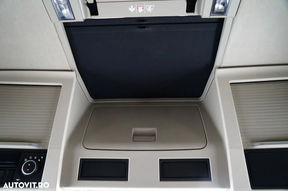 Volvo FH 460 / 7.45 M CORTINĂ / SOLO / I-SAVE / I-PARK COOL / PUNTE RIDICABILĂ ȘI DIRECȚIE / - 34