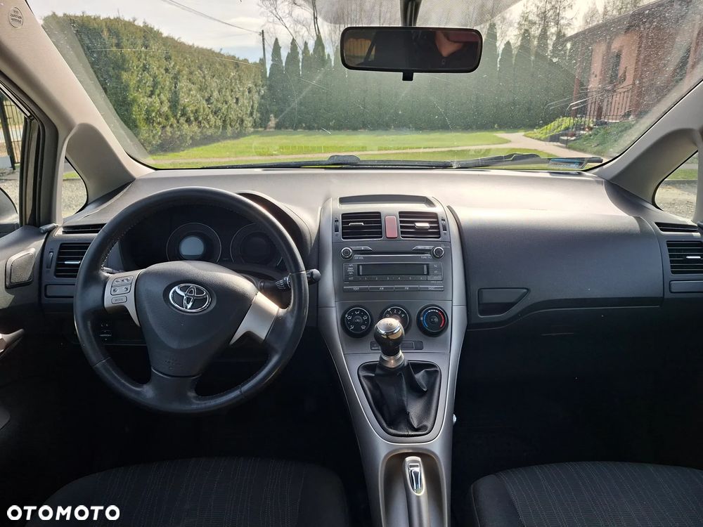 Toyota Auris 1.6 VVT-i Sol - 7