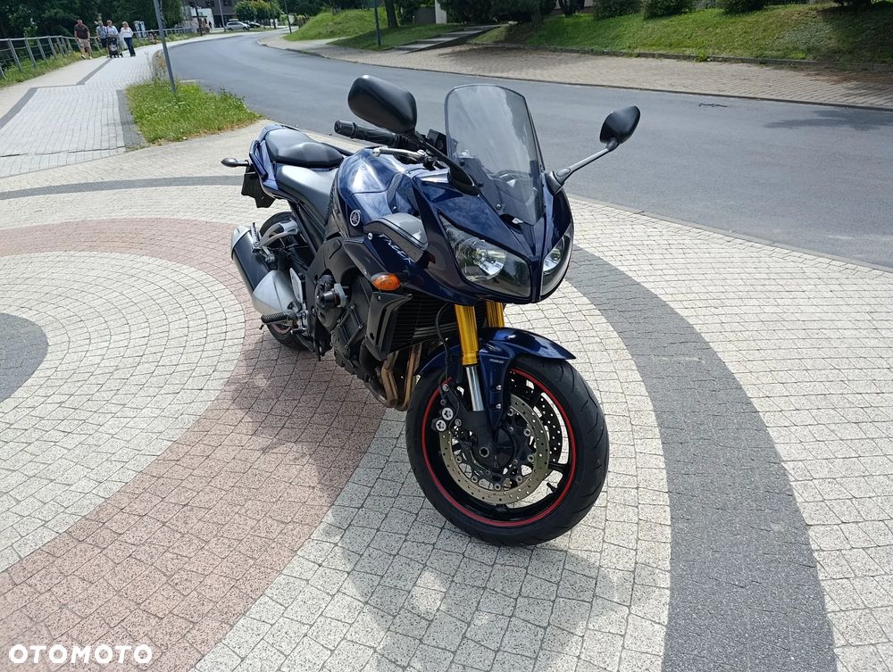 Yamaha FZ - 4