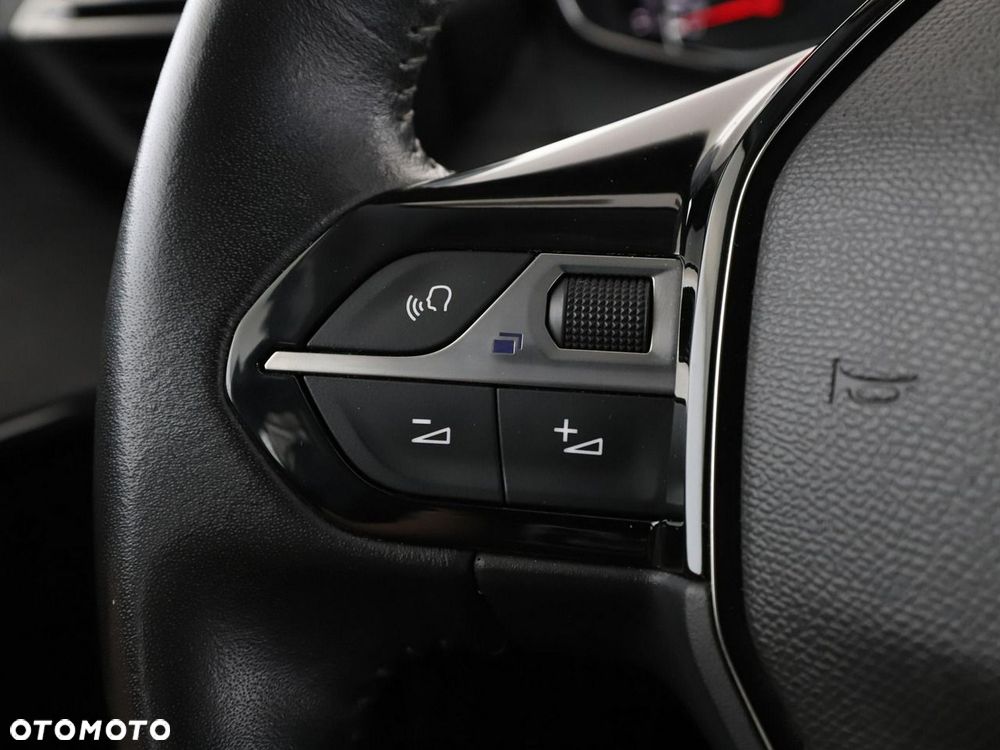 Peugeot 208 PureTech 75 Active Pack - 32