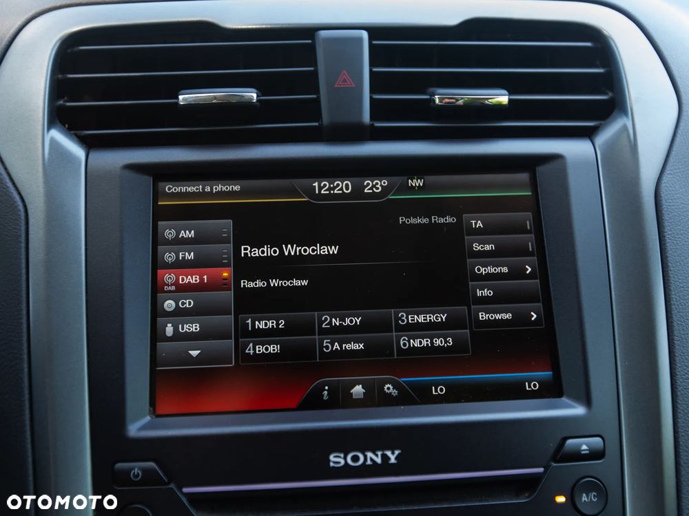 Ford Mondeo 2.0 TDCi Titanium PowerShift - 32