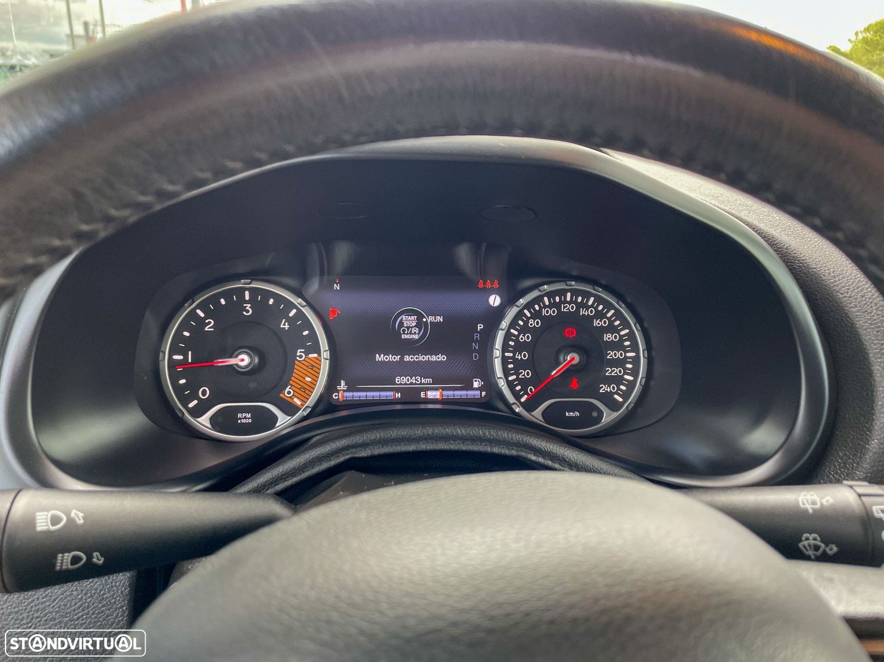 Jeep Renegade 1.6 MJD Limited DCT - 11